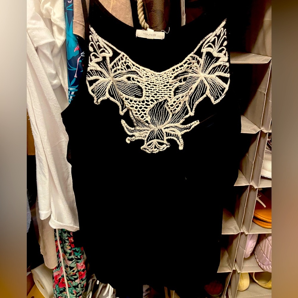 Maurice's top